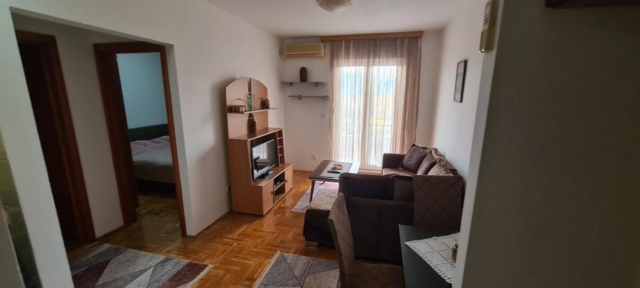 Apartman Velimir Stari Aerodrom 波德戈里察 外观 照片