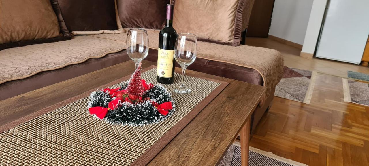 Apartman Velimir Stari Aerodrom 波德戈里察 外观 照片